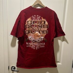 God guns and guts graphic T-shirt